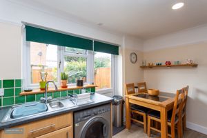 Kitchen/Diner- click for photo gallery